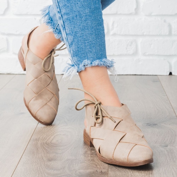 Shoes - VANESSA flats - TAUPE
